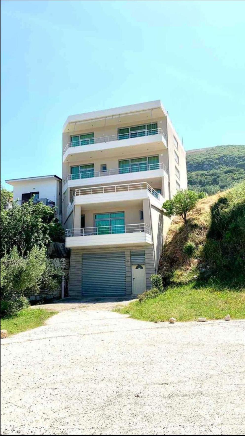 Ulliri Apartament